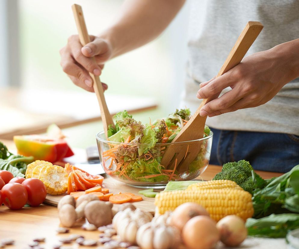 Odchudzanie bez diety i liczenia kalorii. Znasz te 3 niezawodne triki?