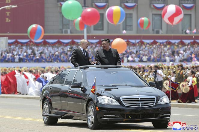  Ten portret Putina wygląda jak z cmentarza!