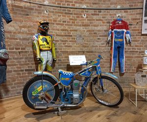 Żużlowa wystawa w Wieży Ciśnień w Lesznie. Cała o Unii Leszno