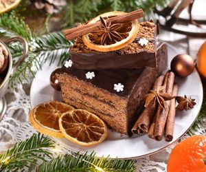 Piernik biblijny to mój świąteczny pewniak. Możesz go upiec wcześniej, bo długo pozostaje świeży