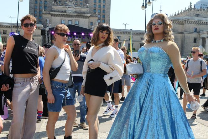 Parada Równości w Warszawie zablokowana. Szokujące sceny!