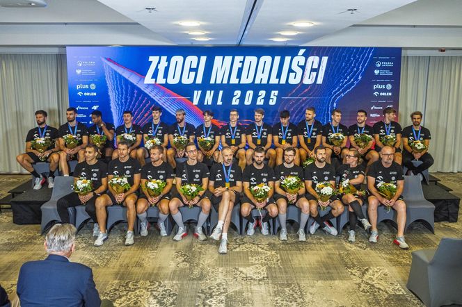 Powrót siatkarzy po zwycięstwie w Lidze Narodów