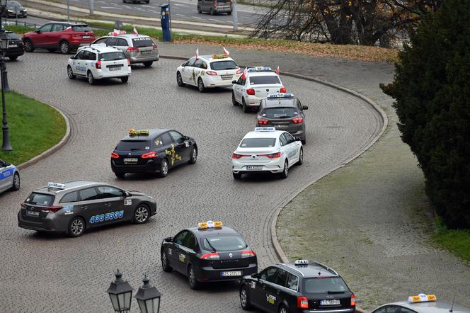 Szczecin: Protest właścicieli taxi