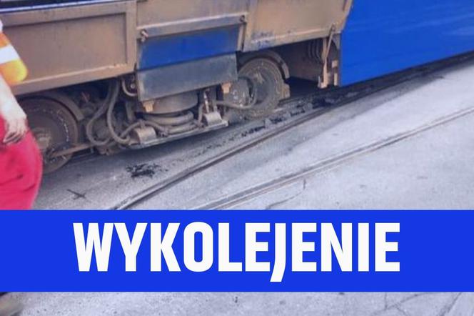 Wykolejenie tramwaju na rondzie Mogilskim