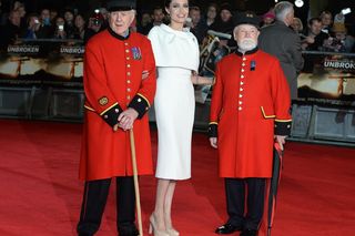 Angelina Jolie kończy 50 lat! Zobacz, jak się zmieniała
