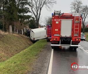 Poważny wypadek w Racławicach, lądował śmigłowiec LPR. Droga całkowicie zablokowana