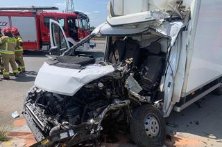 Tragedia na A1. Kierowca busa najechał na TIRa. Zginął na miejscu