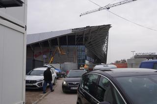 Dworzec Olsztyn Główny coraz bliżej. Postępują prace przy budynku oraz na peronach