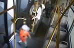 Czterolatek jechał sam autobusem.  Zobacz, co zrobił kierowca, jest nagranie 