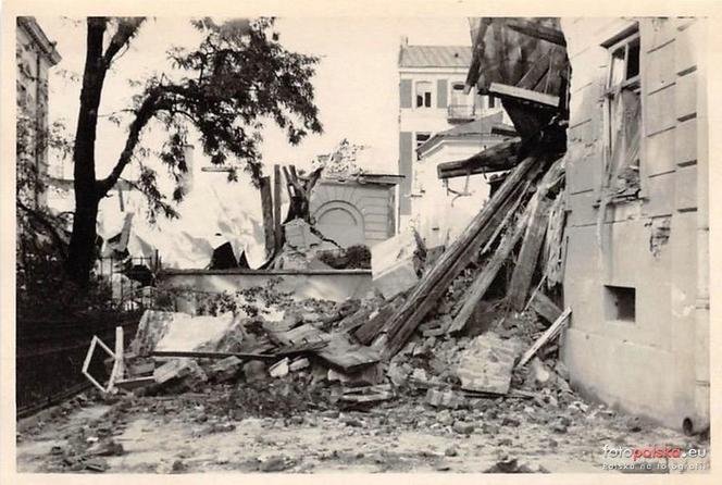 Tak wyglądał Lublin po bombardowaniu. Ogrom zniszczeń był niewyobrażalny! Zobacz zdjęcia