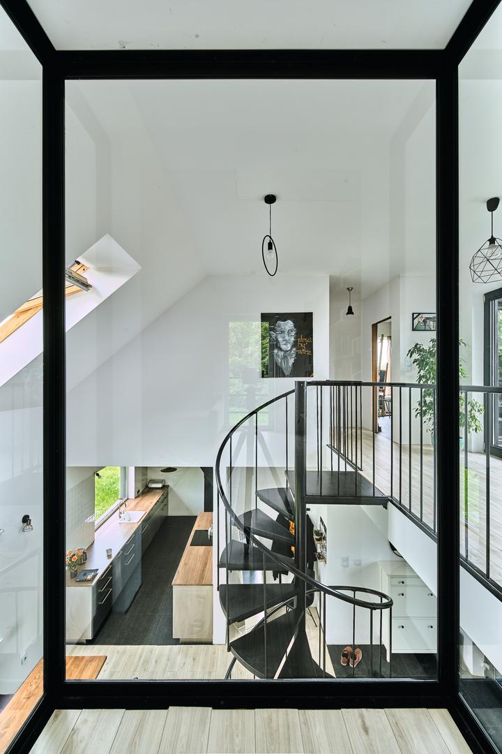 Dom jednorodzinny we Wróżenicach, Kraków 12