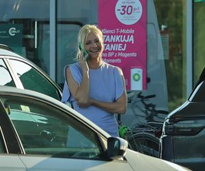 Małgorzata Kożuchowska jeździ autem za pół miliona w obcasach