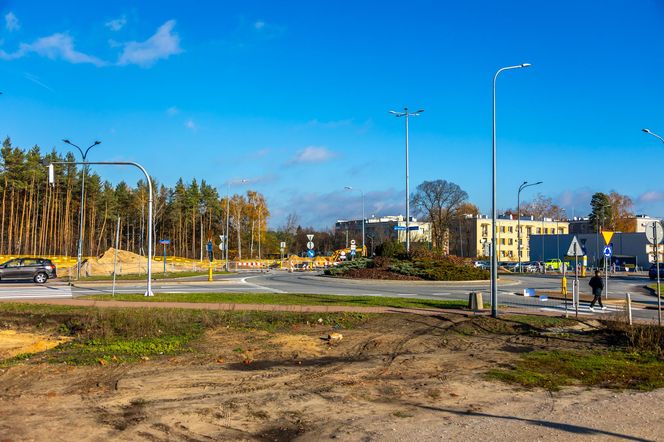 Budowa tunelu pod torami przy PKP Warszawa Wesoła