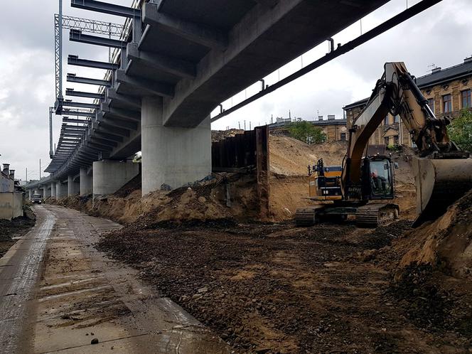 Koniec kolejowego nasypu w centrum Krakowa