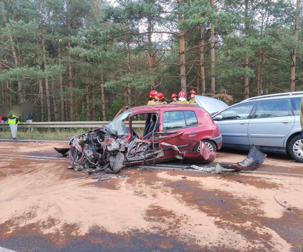 Zderzenie 3 osobówek i ciężarówki na DK46 w Częstochowie