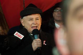 Marsze 13 grudnia Warszawa. Demonstracja pod domem Kaczyńskiego: 13 grudnia spałeś do południa