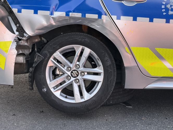 Dachowanie radiowozu. Bielany