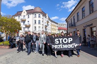 Marsz sprzeciwu po śmierci 16-latka połączył tarnowian. STOP PRZEMOCY