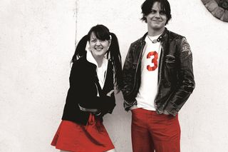 Wykonanie Seven Nation Army stało się wiralem w sieci! Wideo udostępnił sam Jack White