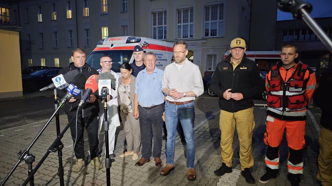 Wypadek w pobliżu Konotopu  - autobus z tirem 