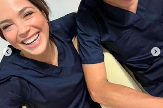 Pierwsza miłość na planie. Julita (Dagmara Bryzek), Filip (Dominik Smaruj)