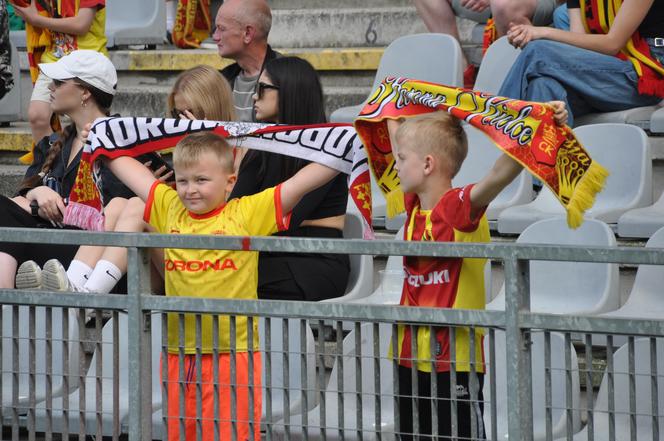 Korona Kielce - Ruch Chorzów. Zdjęcia kibiców na Suzuki Arenie