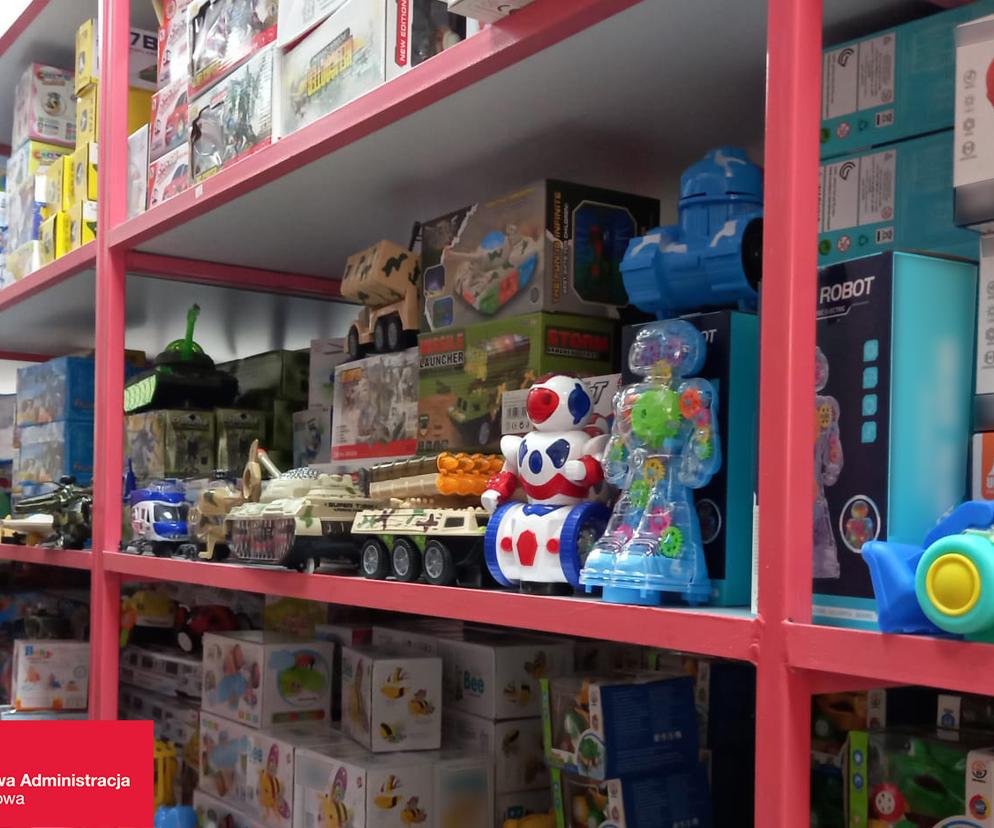 Wólka Kosowska. Podrobione zabawki za pół miliona. Zabezpieczono blisko 8 tys. sztuk towaru