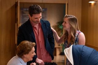 Barwy szczęścia odc. 3109. Cezary (Marcel Opaliński), Sofia (Valeri Guliaieva), Józefina (Elżbieta Jarosik)