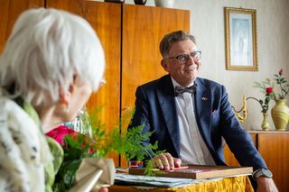 100-letnia pani Bernadetta zdradza swój sekret długowieczoności! To zaskoczy niejednego