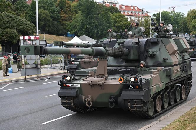 Zamknęli cztery mosty i kilkadziesiąt ulic. Próba generalna przed Świętem Wojska Polskiego