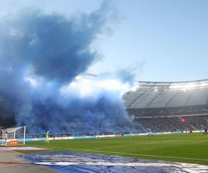 Kibice na Stadionie Śląskim podczas Wielkich Derbów Śląska (16.03.2024)