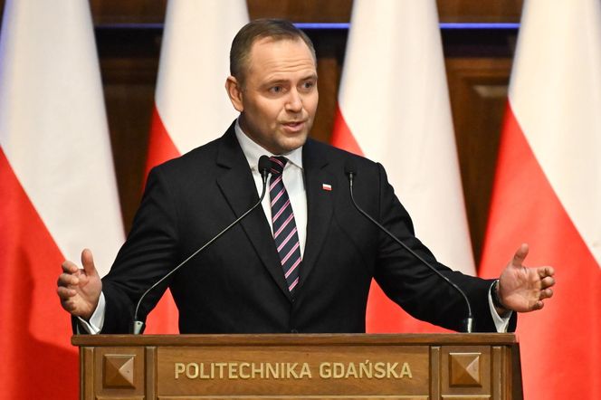 Nawrocki lepszy od Dudy? Prawie połowa Polaków nie ma wątpliwości