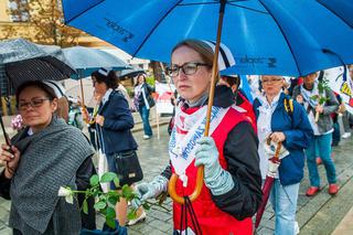 Demonstracja w zdjęciach. Zobacz naszą fotorelację!