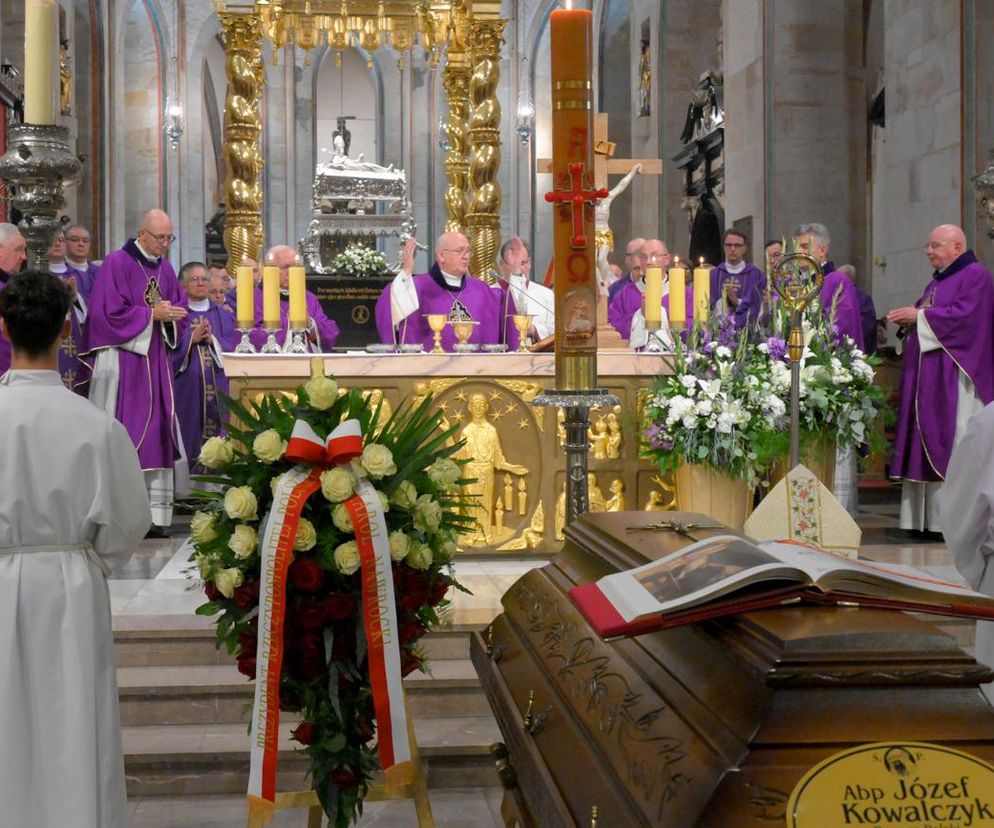 Pogrzeb abp Józefa Kowalczyka