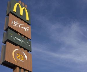 McDonald's w Trójmieście 1 listopada 2025. Gdzie zjesz w Święto Zmarłych? Sprawdź godziny otwarcia!