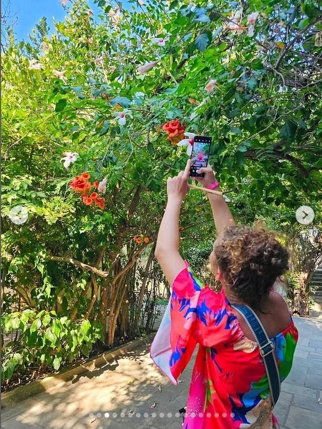 Katarzyna Skrzynecka na wakacjach, ale to córka zgarnia lajki. Te zdjęcia trzeba zobaczyć!