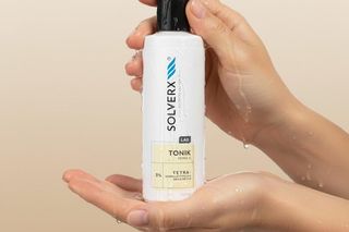 Rozświetlenie i dogłębna regeneracja. Moc witaminy C w tonizacji