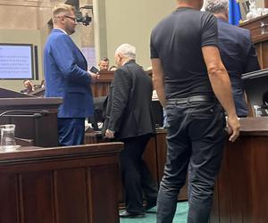 Sejm uchylił immunitetu posłowi PiS Michałowi Wosiowi 
