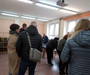Wybory 2023. W lokalach wyborczych pojawiło się wielu łodzian