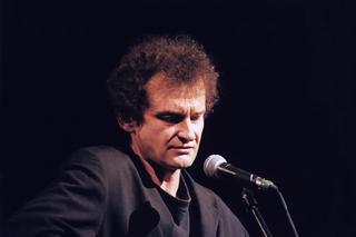 Satyryk-Legenda o nietuzinkowym stylu bycia. Tak na przestrzeni lat zmieniał się Andrzej Poniedzielski. Co za metamorfoza! 