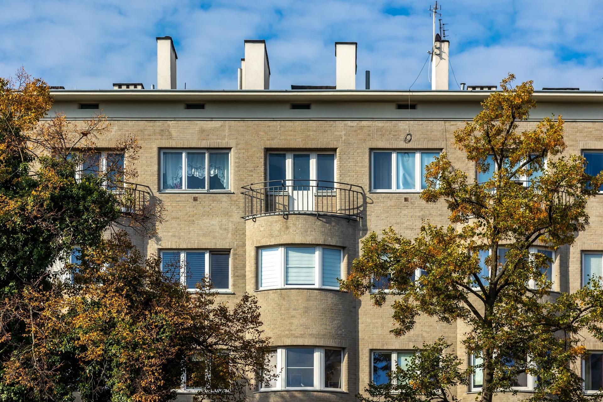 Kamienice Jerzego Wierzbickiego w Warszawie przy Al. Niepodległości