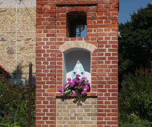 Mazury czy Warmia? Odkryj niezwykłą wieś na pograniczu, która zachwyca historią!