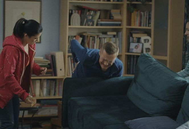 M jak miłość, odcinek 1882. Kinga (Katarzyna Cichopek), Piotrek (Marcin Mroczek)