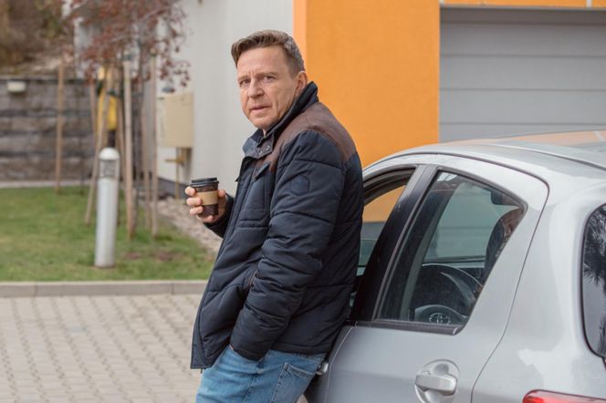 Na Wspólnej, odcinek 4036: Zniknięcie Wojtka! Juliusz zemści się na synu, gdy nie spełni jego prośby - ZDJĘCIA