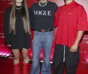 Bart Pniewski z córką i ukochaną na celebryckiej imprezie. Światowo?