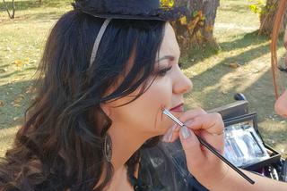 Sachiel na planie klipu Ponad chmurami