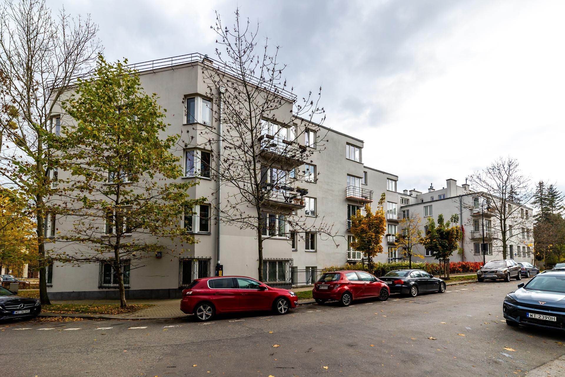 Blok przy ul. Słonecznej 50 w Warszawie