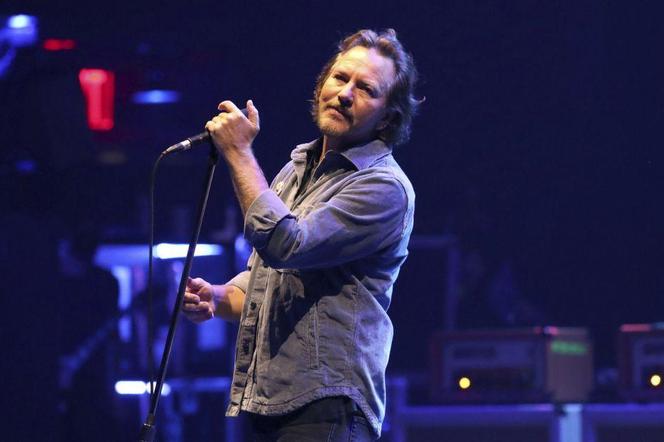 Eddie Vedder dołączył po raz kolejny na scenie do zespołu The Who WIDEO 