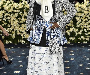 Najgorsze stylizacje na Met Gali 2025. Fotrepian na plecach to dopiero początek