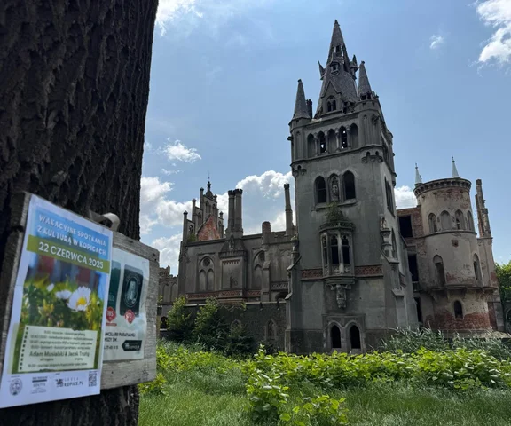 Słynny na całą Polskę pałac otwiera się dla gości!